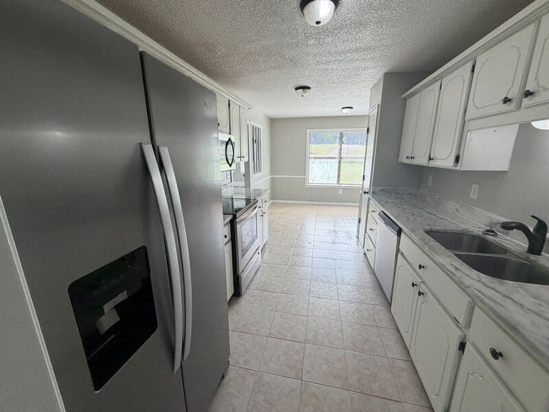 Olive Branch House: 7211 Grove Park Rd