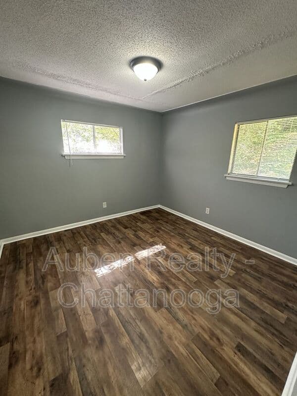 Chattanooga House: 4213 Oakland Terrace N