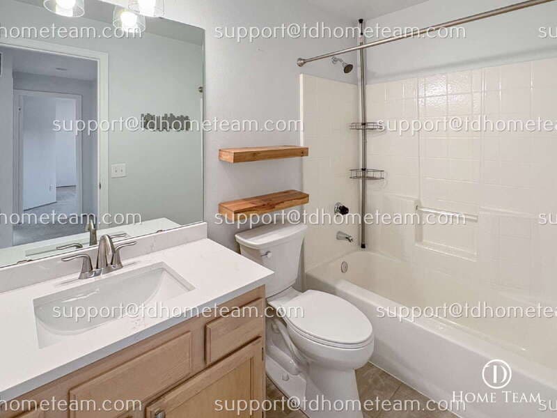 Kent House: 12815 SE 223rd Pl