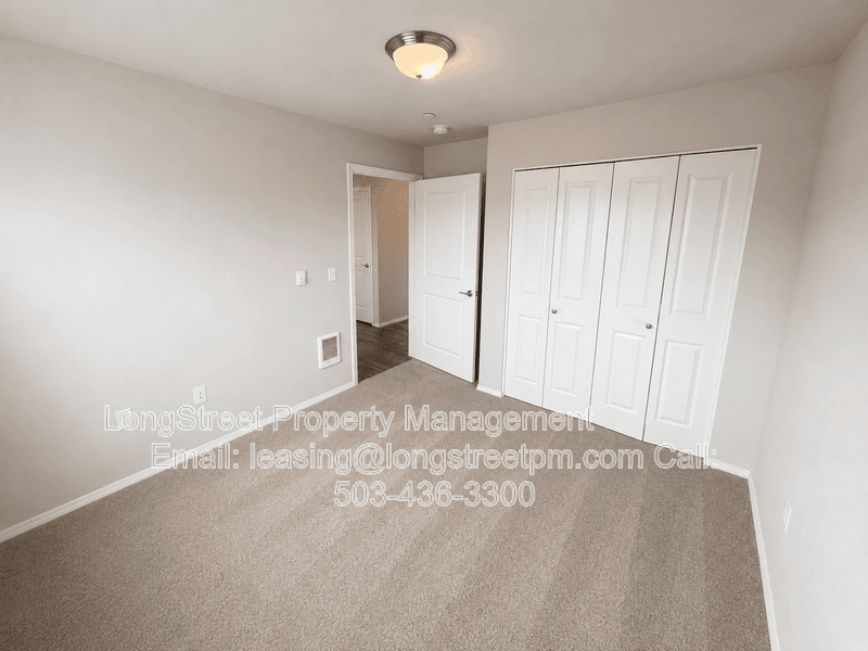 Keizer House: 3655 Pleasant View Dr NE