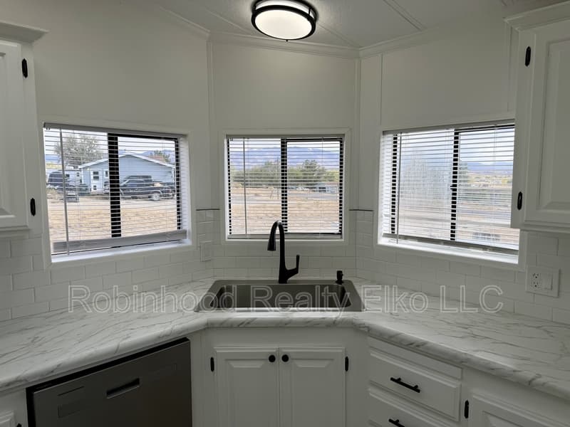 Spring Creek House: 579 Brent Drive