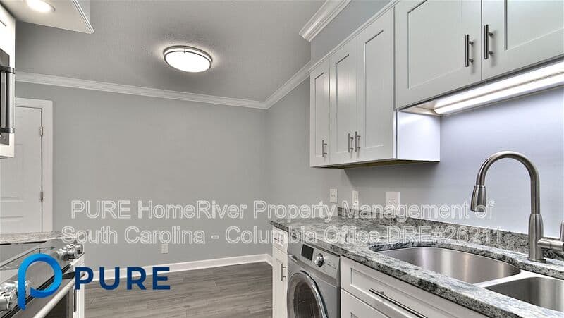 Columbia House: 1311 Old Manor Road