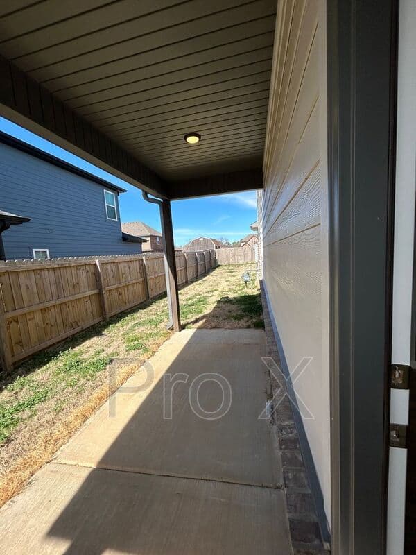 Rogers House: 1733 W. Whitney Ln.