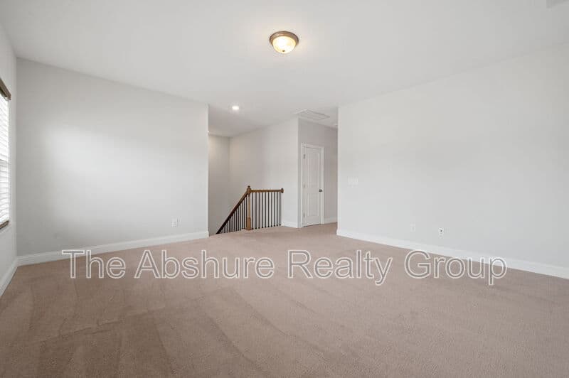Angier House: 121 Barnwell Loop