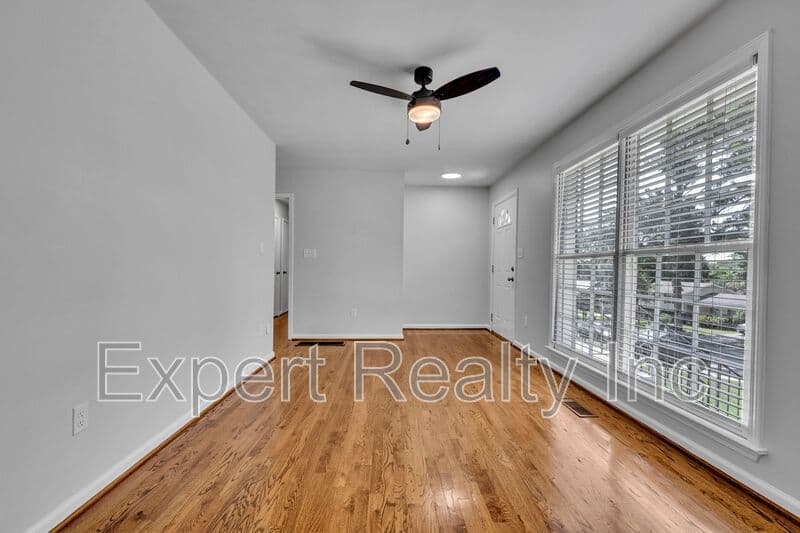 Alabaster House: 1064 Caribbean Circle