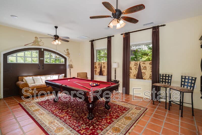 Danville House: 4482 Deer Ridge Rd
