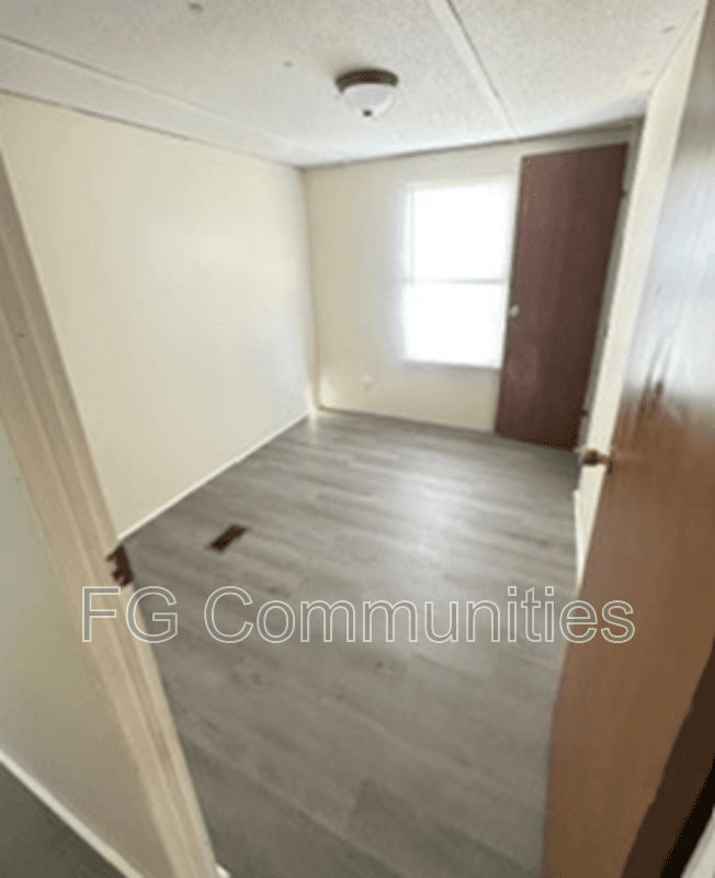 Morganton House: 1800 Bradford Dr