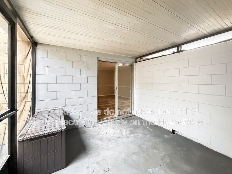 Orlando House: 1263 Woodman Way