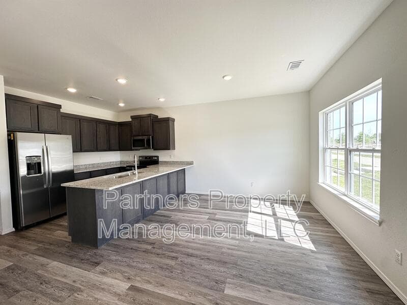 Fayetteville Condo: 940 South Amarillo Avenue - 1