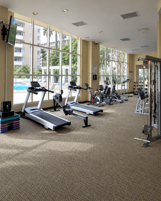 Long Beach Condo: 700 E. Ocean Blvd.