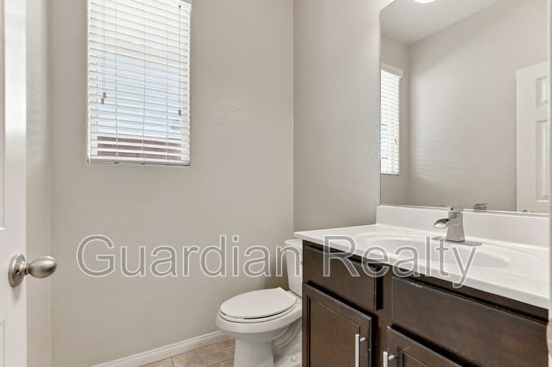 Las Vegas House: 5582 Grinding Rock Way