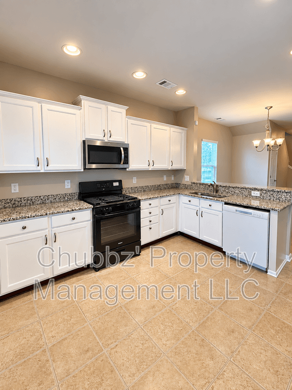 Beaufort House: 36 Catawba Way