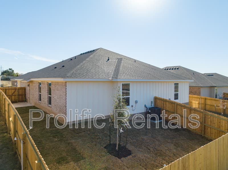 Killeen Condo: 5003 Rose Garden Loop - 1