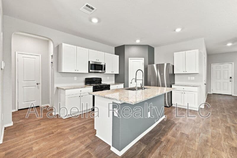 San Antonio House: 3430 Angus Creek