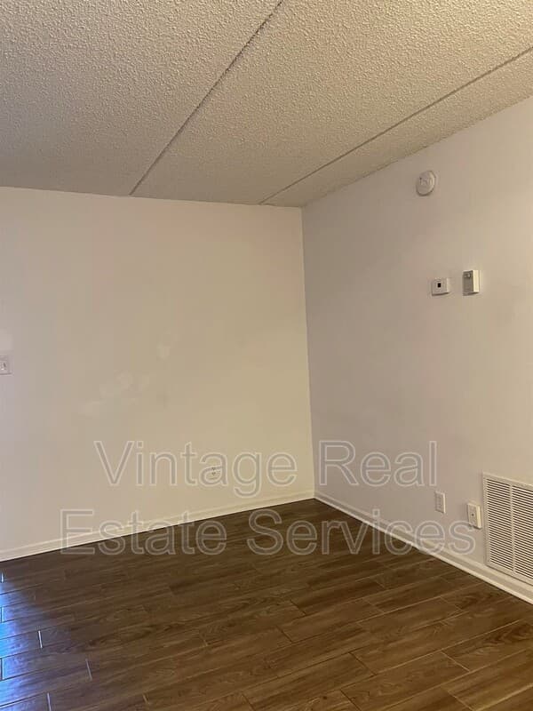 St Petersburg Condo: 1303 83rd Ave N
