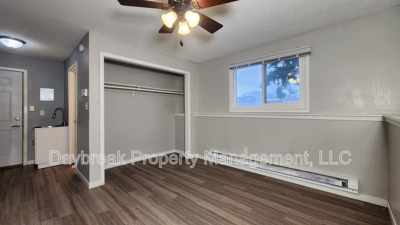 Fargo Condo: 717 30th St. North - 4