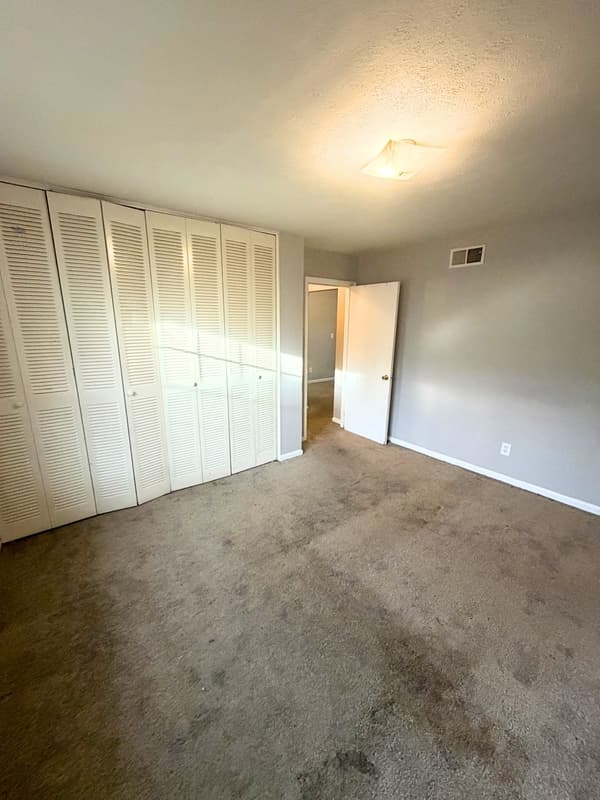 Columbus Condo: 2220 Ticknor Drive - 12