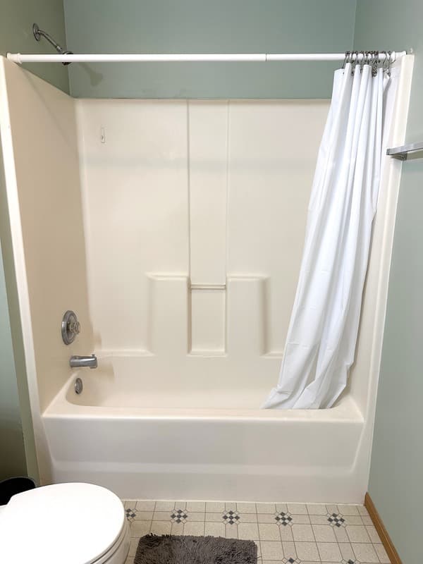Richmond Condo: 350 Cunat Blvd
