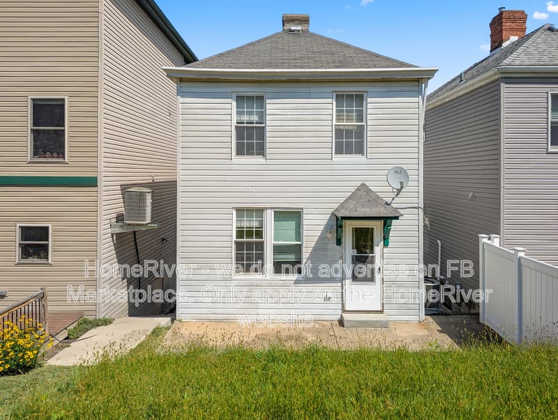 Pittsburgh House: 2916 Stromberg St