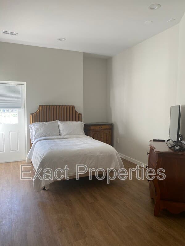 Parkville Condo: 10875 Allen Way #1