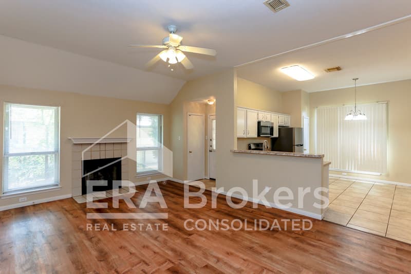 Killeen House: 2407 Armadillo