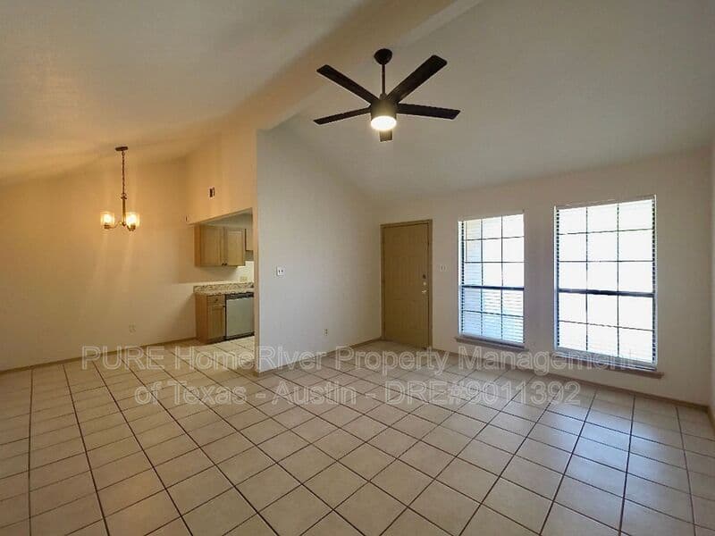 Round Rock Condo: 1015 Woodlief Trl