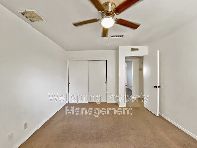 Ridgecrest Condo: 209 N Alvord