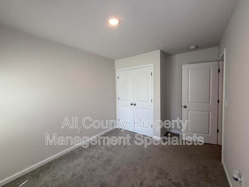 Lugoff House: 1216 Champions Rest Rd
