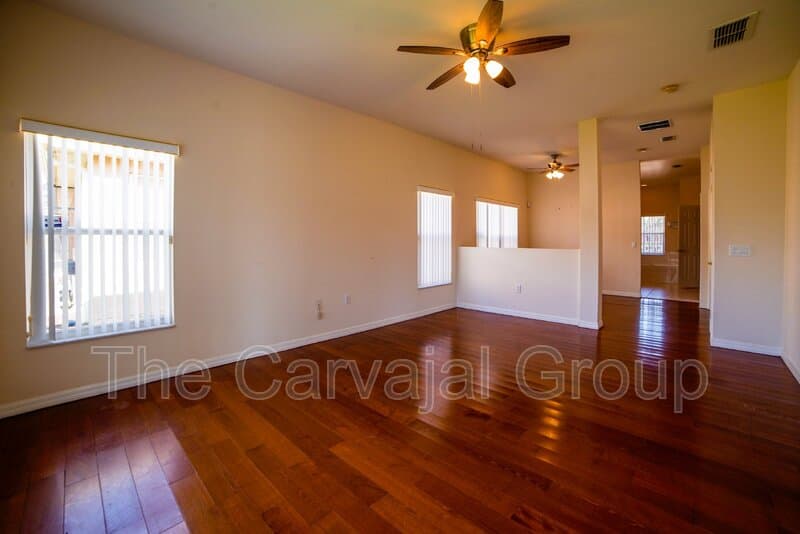 Poinciana House: 1196 Glendora Road North