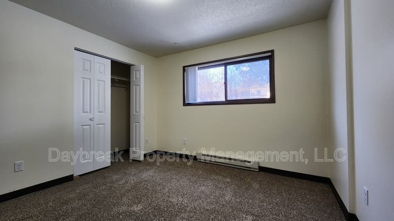 Fargo Condo: 507 11th St S - 104