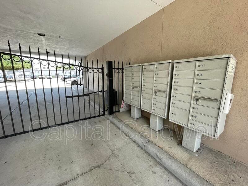 Tampa Condo: 2002 E 5th Ave #303