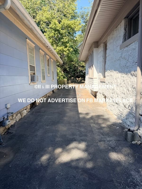 Kansas City House: 4328 Terrace Street