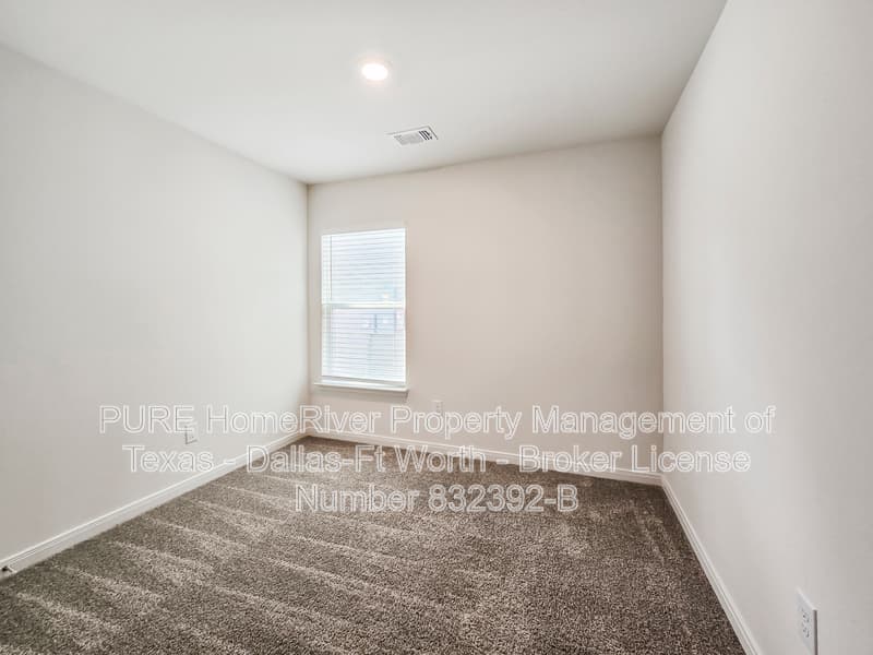 Fort Worth House: 9972 Fighting Falcon Way