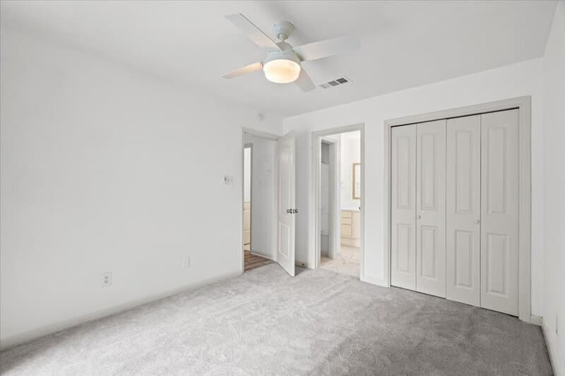 Austin Condo: 1705 Crossing Place