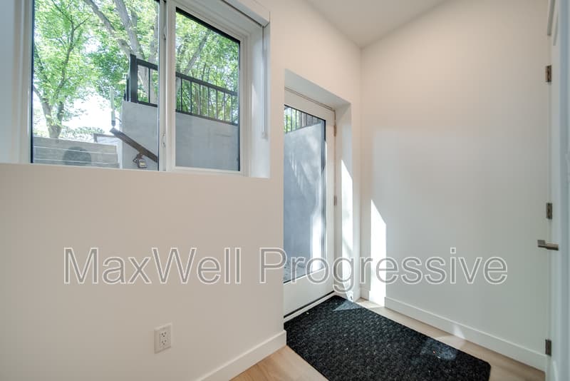 Edmonton Townhome: 11315 58 Ave NW
