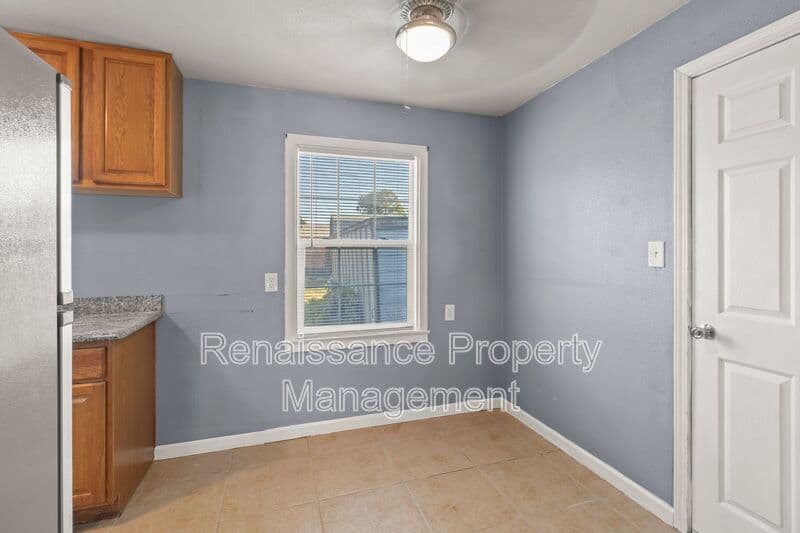 Stockton House: 2406 Telegraph Avenue