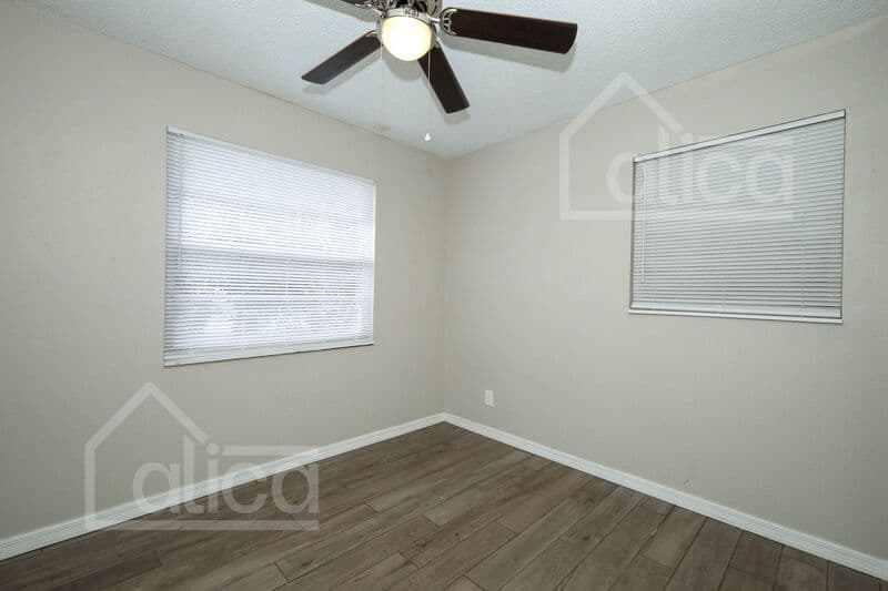 Orlando House: 4746 Cepeda St