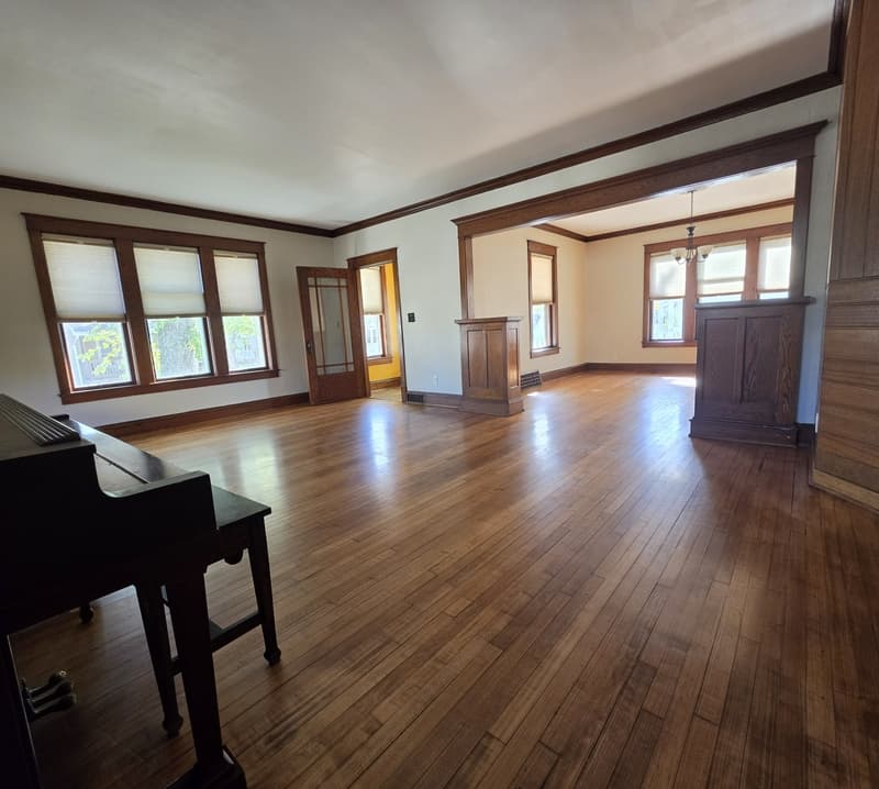 Appleton House: 1009 North Oneida Street