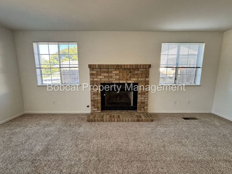 Carson City House: 707 Armory Ln