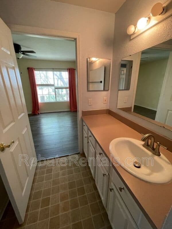 Jacksonville Condo: 13703 Richmond Park Drive