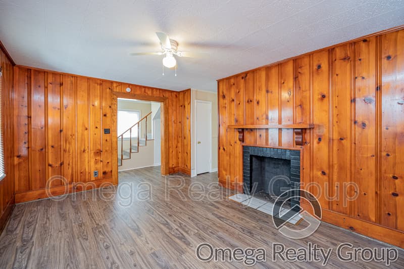 Huntsville House: 3920 Cypress Ave SW