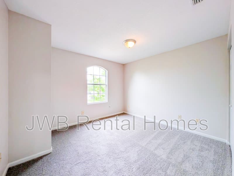 Atlantic Beach Townhome: 75 W 7th St