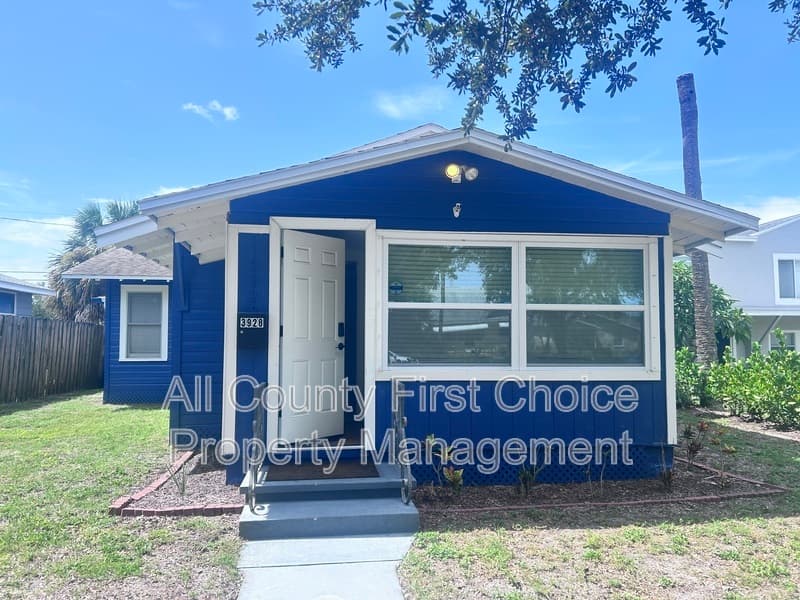 St. Petersburg House: 3928 1st Ave N
