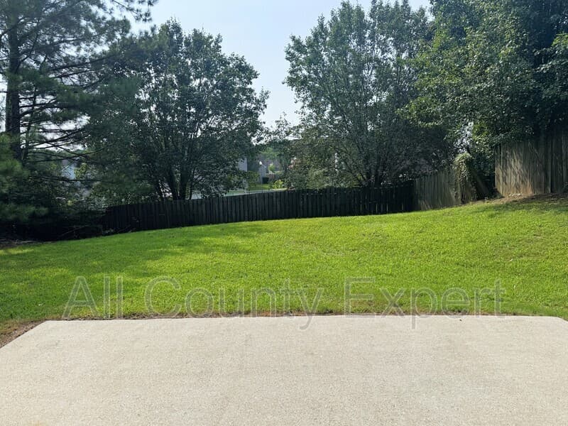 Lawrenceville House: 1277 Poison Oak Ct