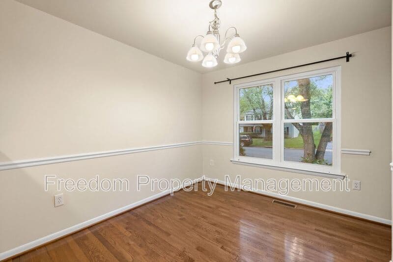 Woodbridge House: 5256 Sudberry Ln