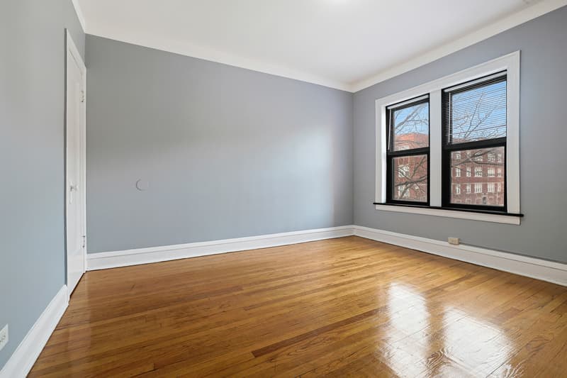 Chicago Condo: 7955 S Paulina St - 1648 W. 80th  #1