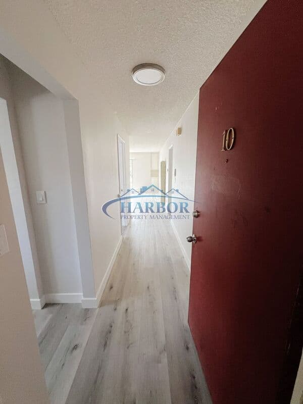 San Pedro House: 2315 S. Grand Avenue