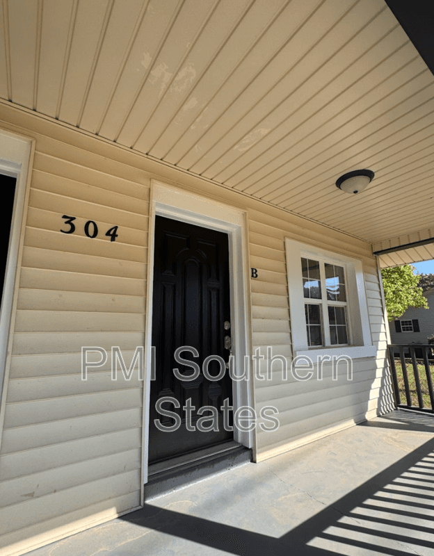 Greenville Condo: 304 North Leach Street