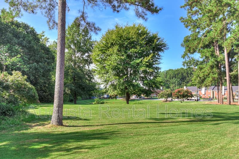 Augusta Condo: 2515 Center West Parkway - 3N