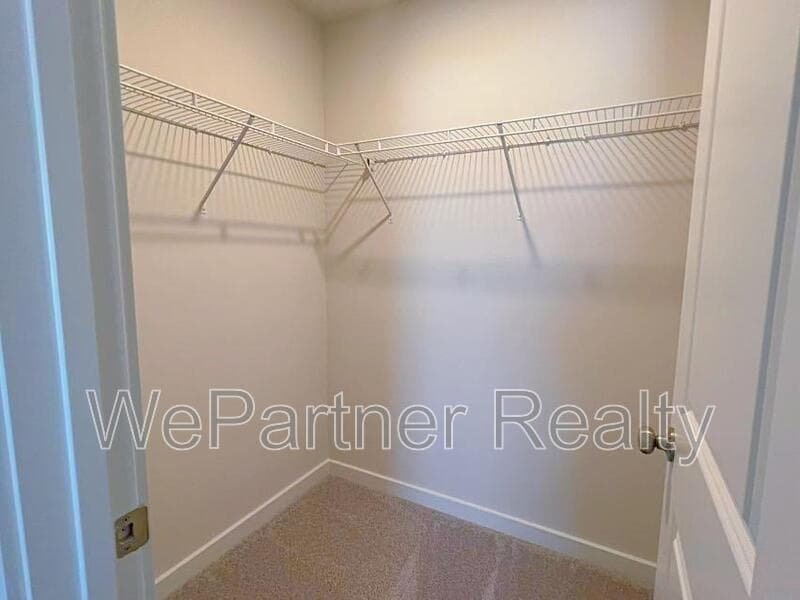 Douglasville House: 7225 Lacey Dr